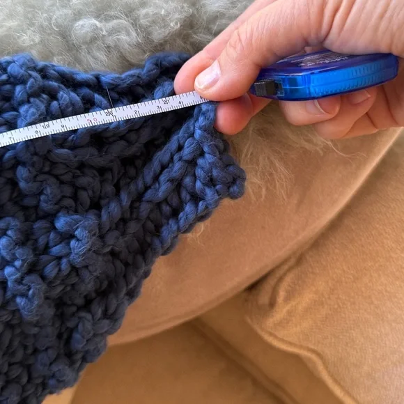 Loopy Case Blue Chunky Knit Sweater - Picture 10 of 12